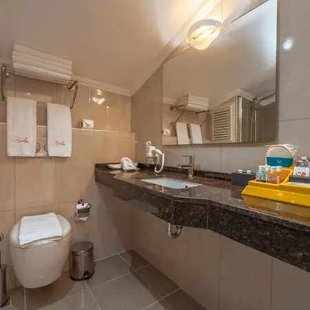 Sundia By Liberty Suncity 4* Ölüdeniz